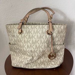 Michael Kors bag